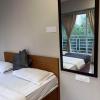 pinaki comfort stay vile parle near airport