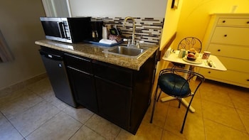 Villa Brasil Motel,Los Angeles>>Culver City,2 star
