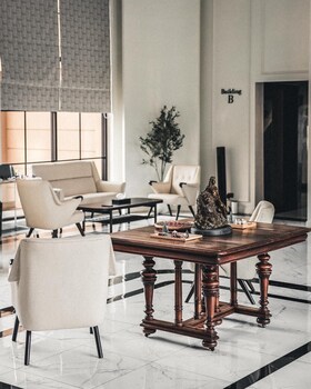 Leon Lasalle Hotel And Residences,,0 star