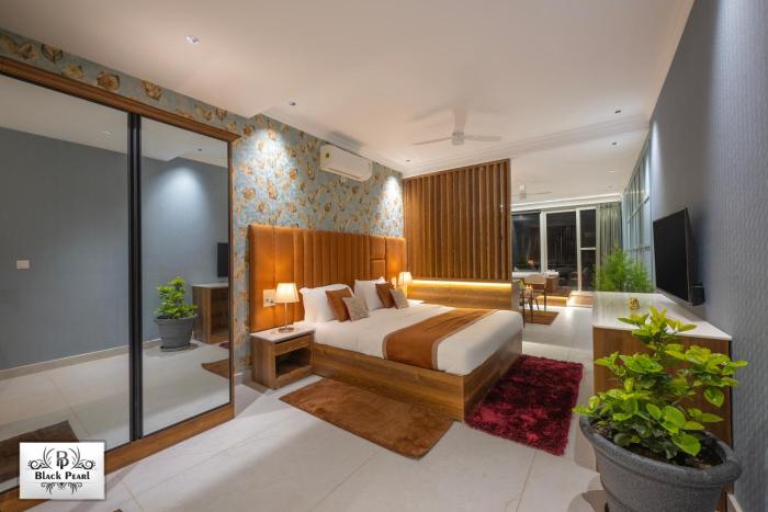 the blackpearl hillcrest