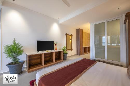 the blackpearl hillcrest