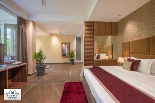 the blackpearl hillcrest