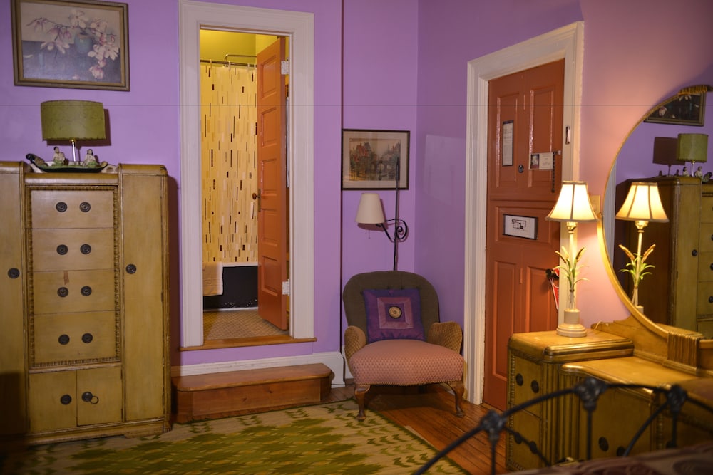 tabard inn