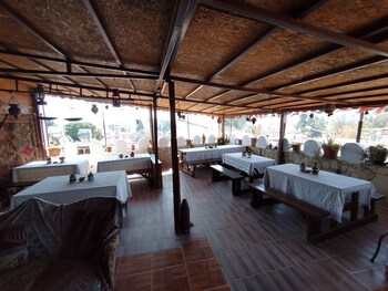 anz guesthouse pansiyon