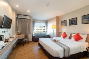 bangkok loft inn