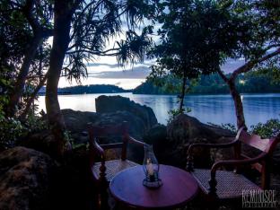 Villa Birdlake,Near Hikkaduwa Beach,3 star