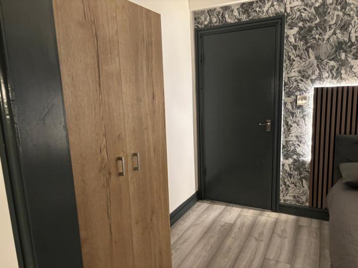 hills view apartments