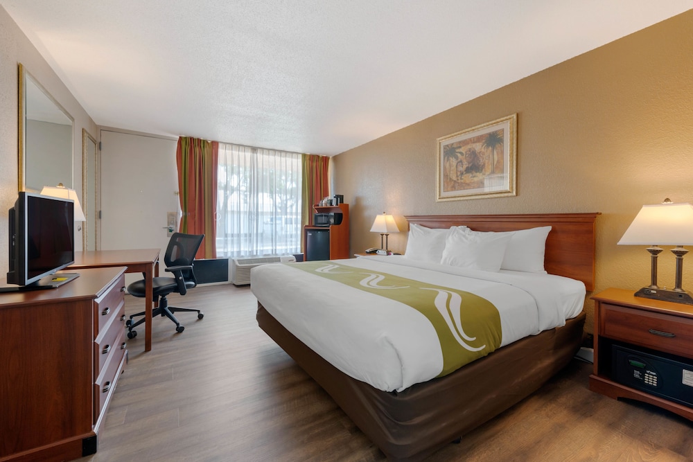 quality inn and suites conference center