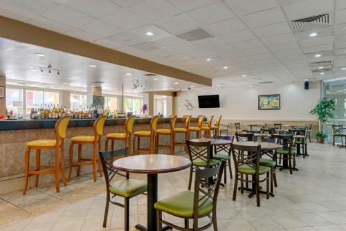 quality inn and suites conference center