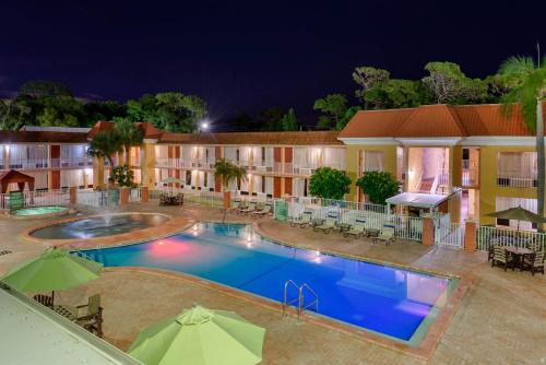 quality inn and suites conference center