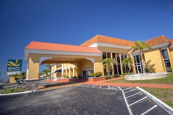 quality inn and suites conference center