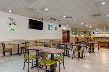 quality inn and suites conference center