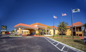 quality inn and suites conference center