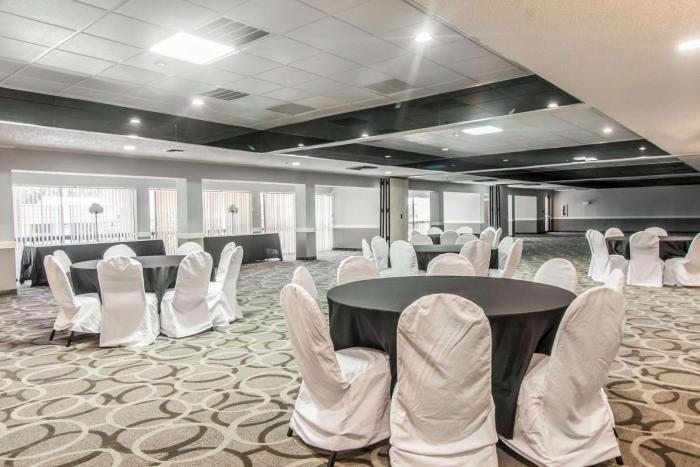 quality inn and suites conference center
