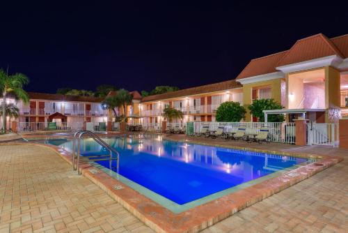 quality inn and suites conference center