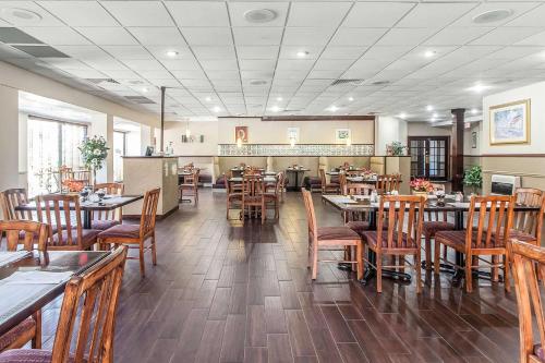 quality inn and suites conference center