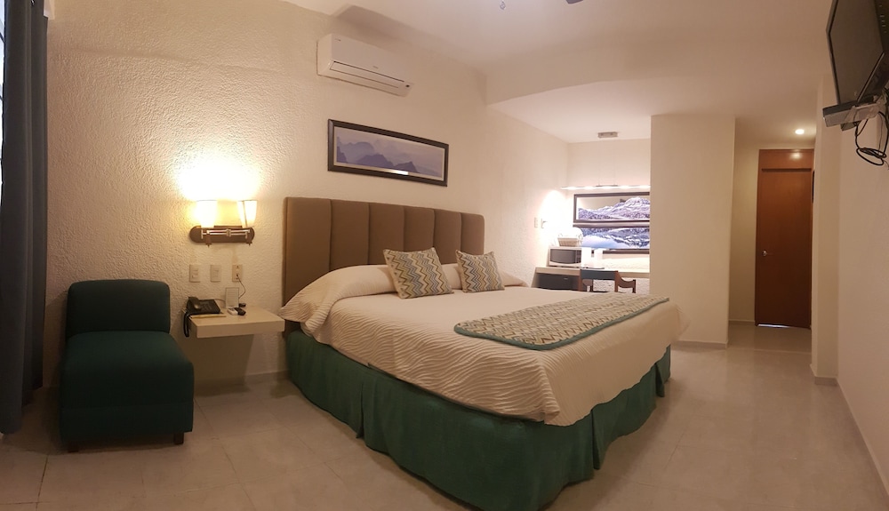 hotel and suites nader