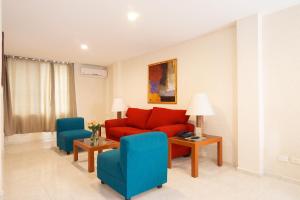 hotel and suites nader