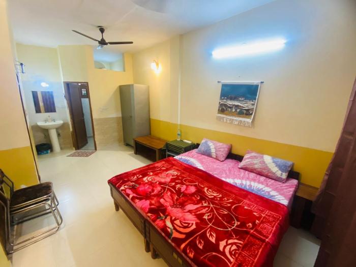 negi lodge chandigarh