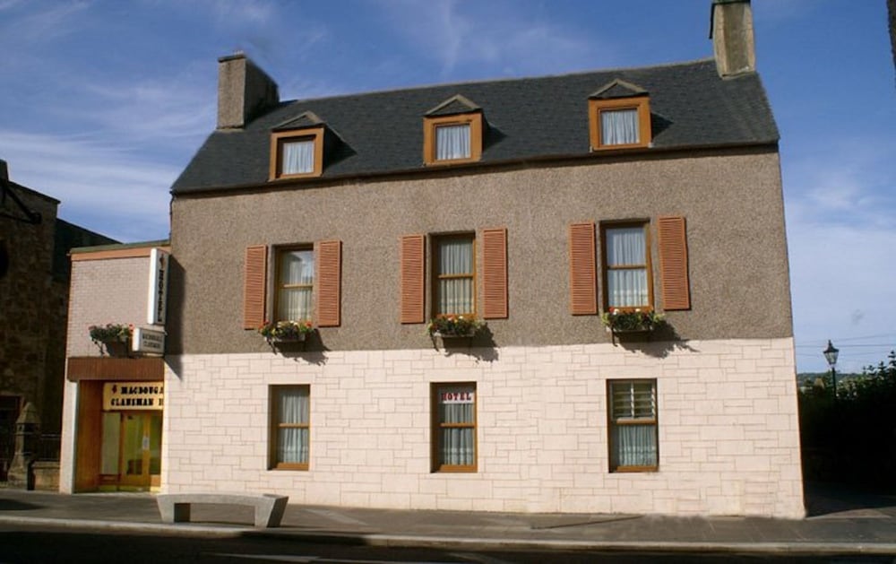 macdougall clansman hotel