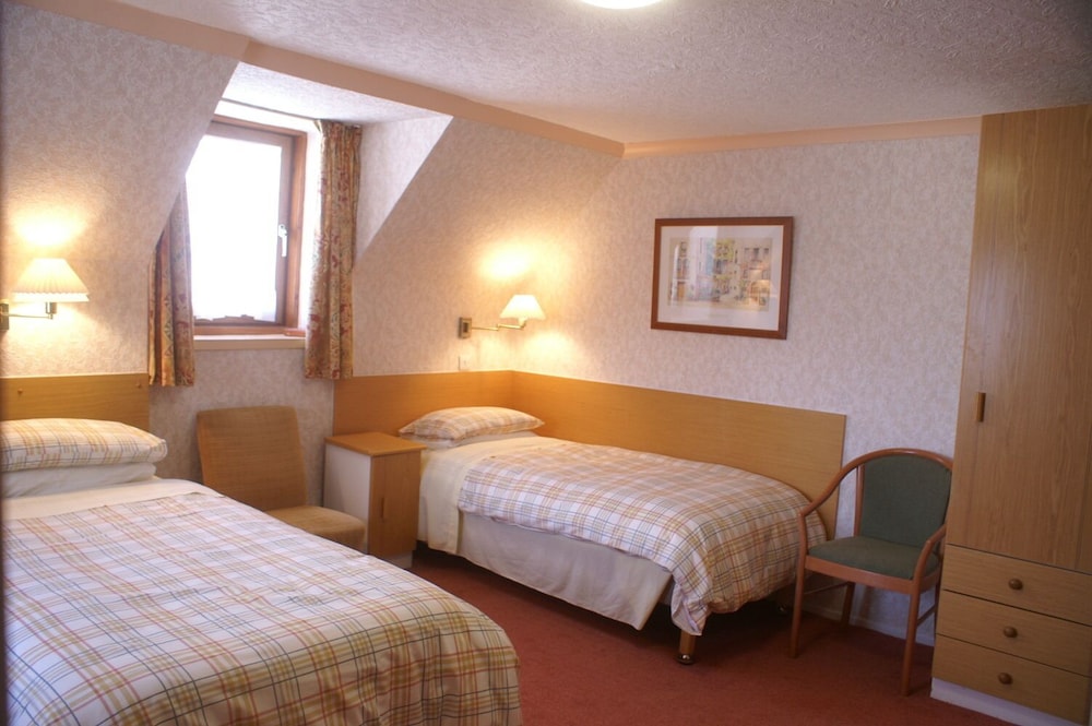 macdougall clansman hotel