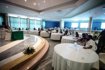 hotel club san diego