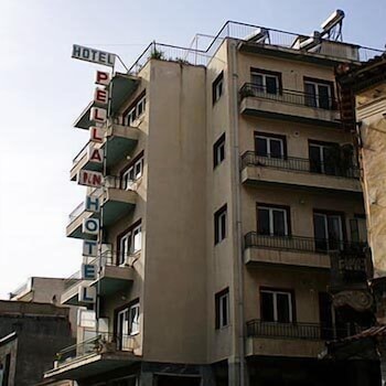 pella inn hostel