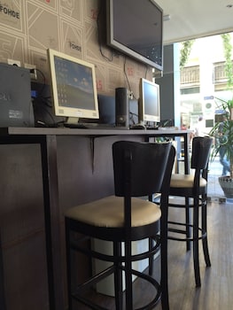 pella inn hostel