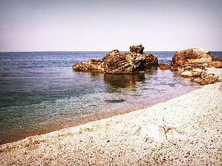 happy days hotel christina