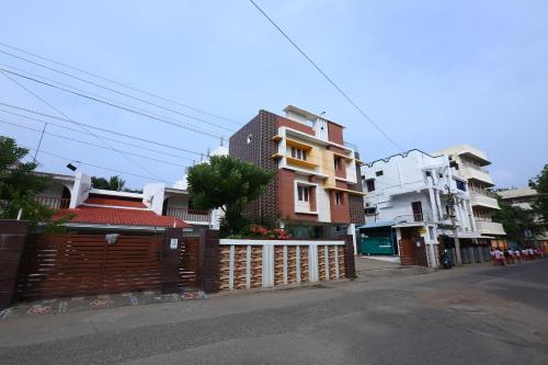 Ramana's Home Stay Apartment Hotel Kumbakonam,,2 star