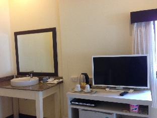 the c samet beach resort