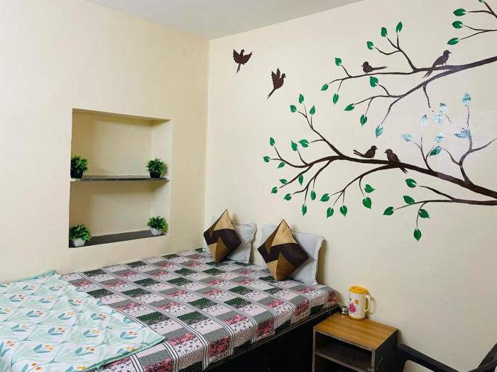 sun india guest house