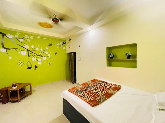 sun india guest house