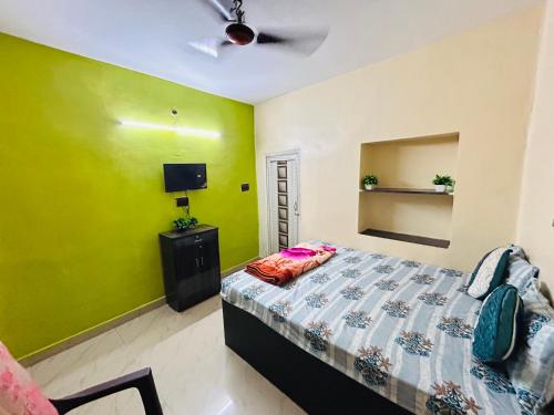 sun india guest house