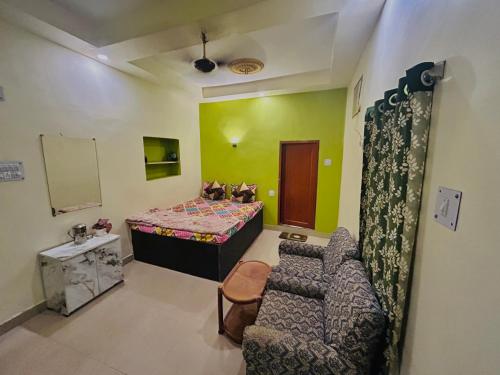 sun india guest house