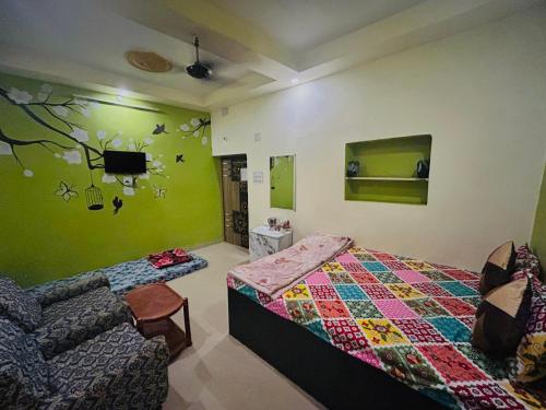 sun india guest house