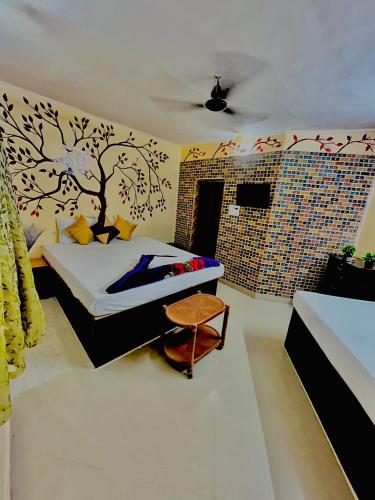 Sun India Guest House,,2 star
