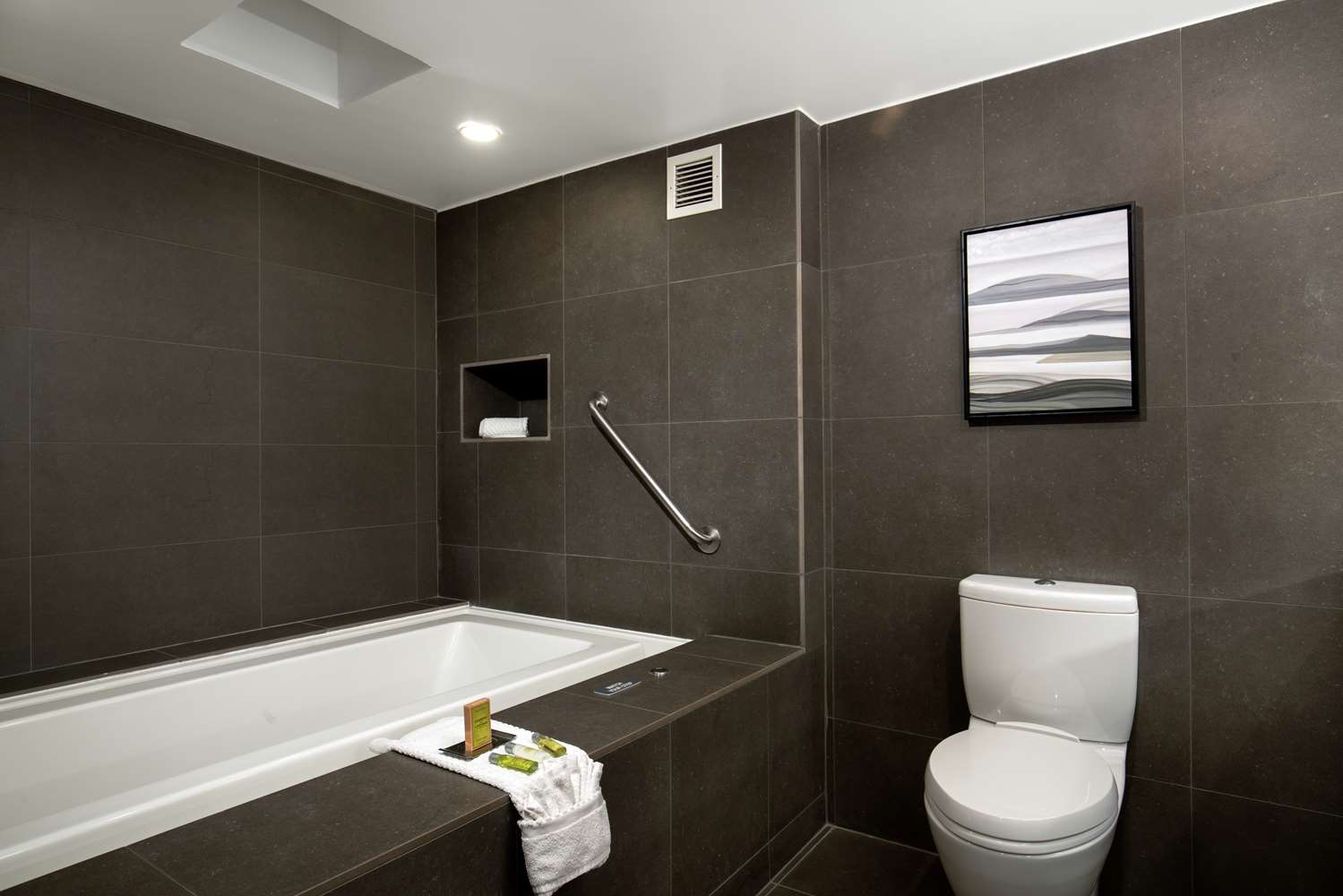 doubletree by hilton monrovia pasadena area