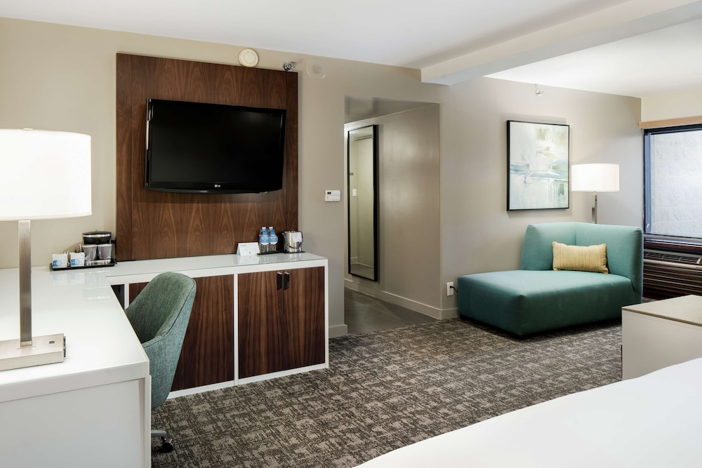 doubletree by hilton monrovia pasadena area