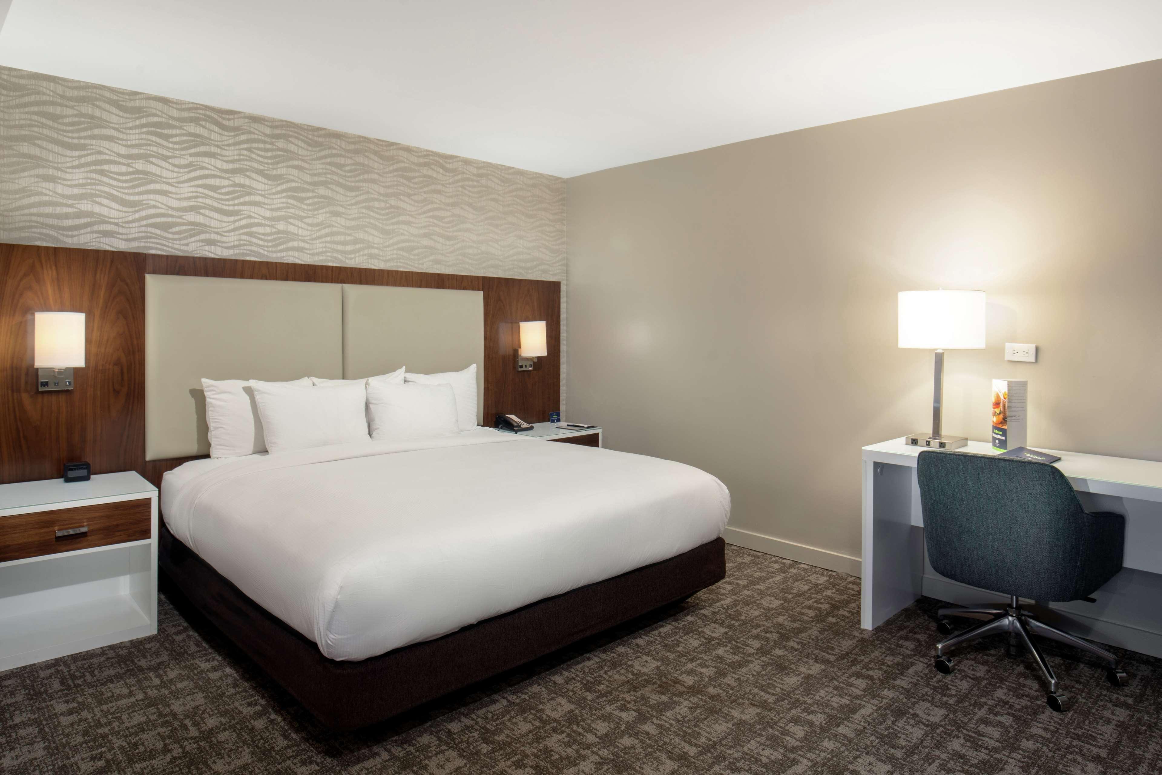 doubletree by hilton monrovia pasadena area
