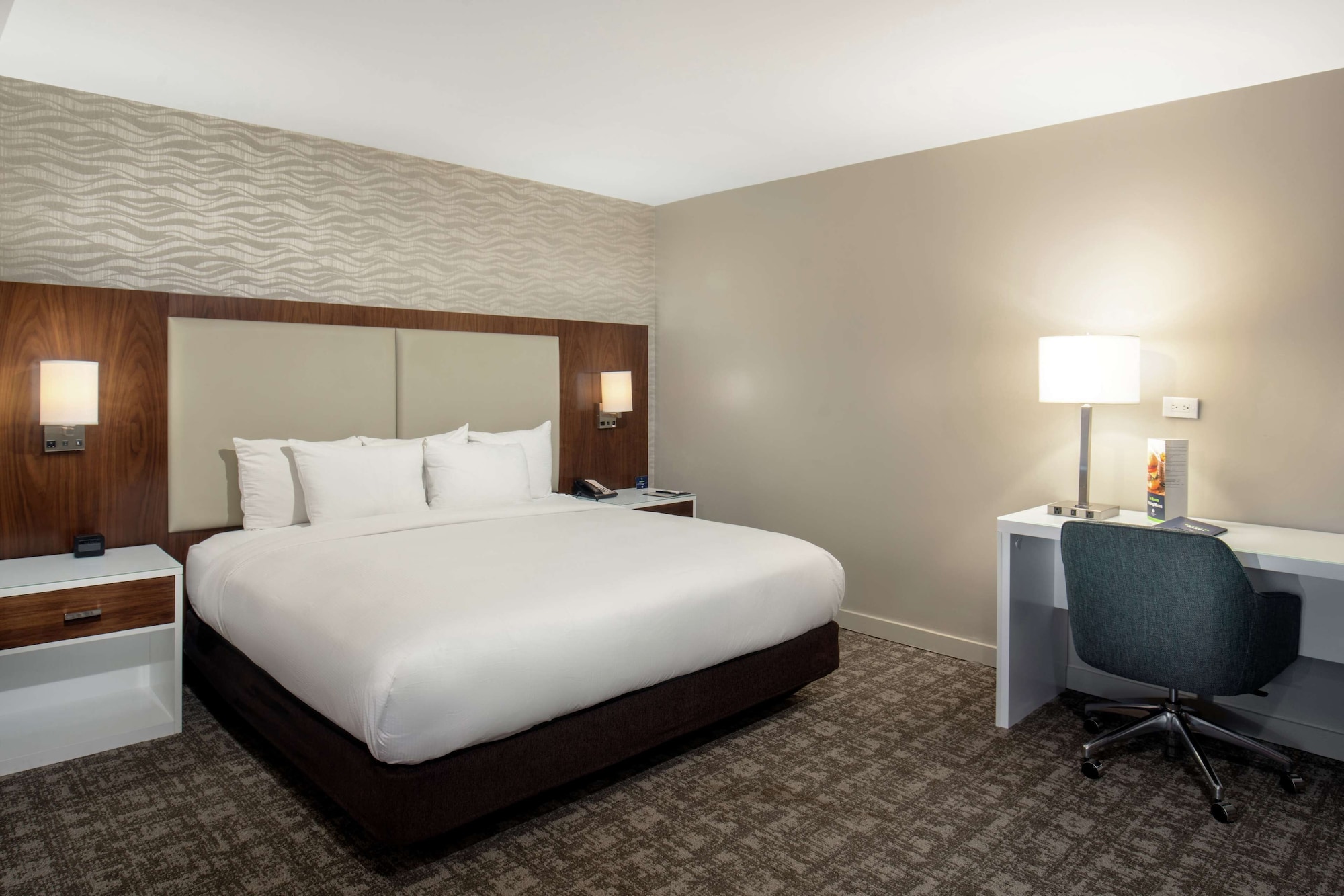 doubletree by hilton monrovia pasadena area