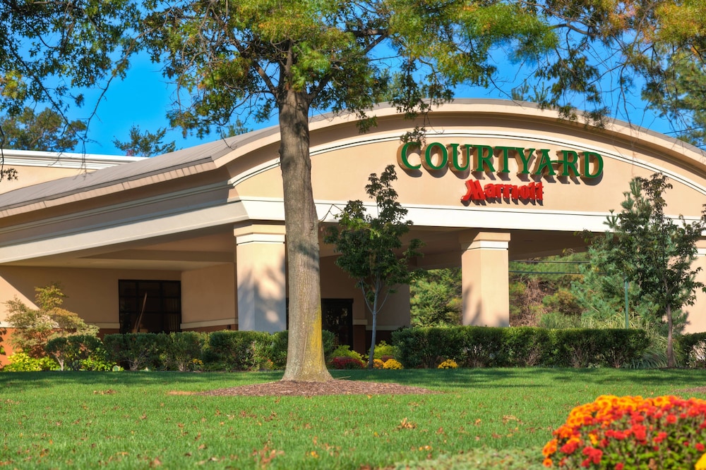 courtyard by marriott montvale