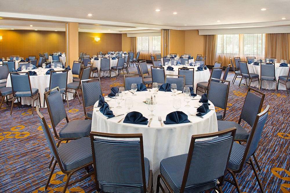 courtyard by marriott montvale