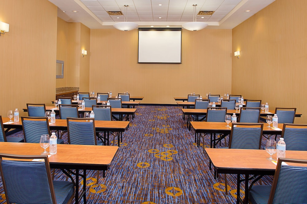 courtyard by marriott montvale