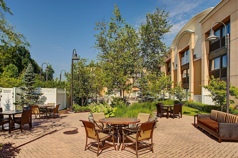 courtyard by marriott montvale