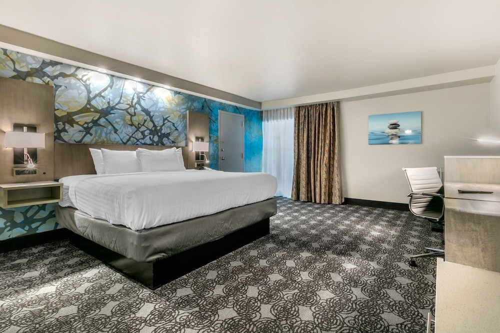 clarion inn