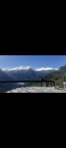 shiva mountain guest house and cafe