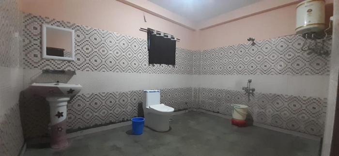 shiva mountain guest house and cafe