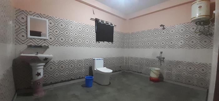 shiva mountain guest house and cafe