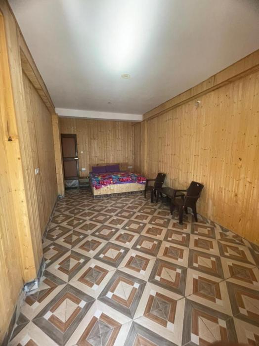 shiva mountain guest house and cafe